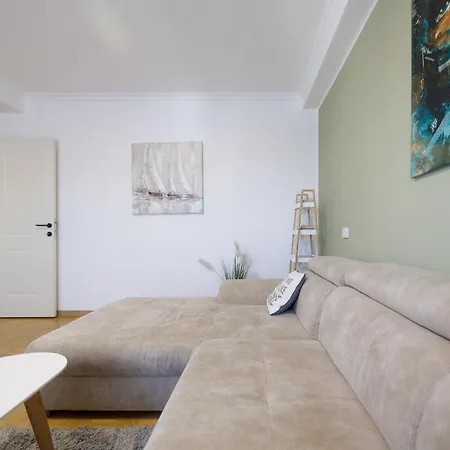 Fair-novi Sad Na Dan Novi Sad