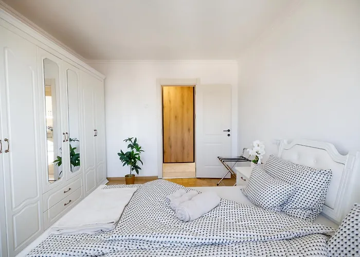 Apartamento Fair-novi Sad Na Dan