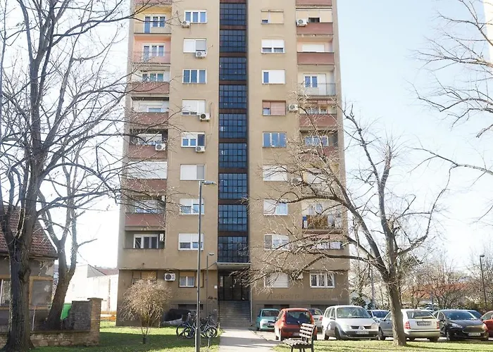 Fair-novi Sad Na Dan Apartamento Novi Sad